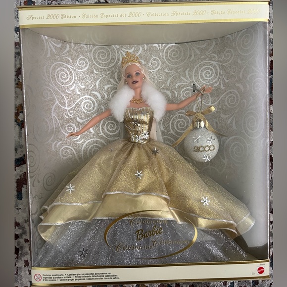 Barbie Special Edition 2000 Celebration Collection - Picture 7 of 7